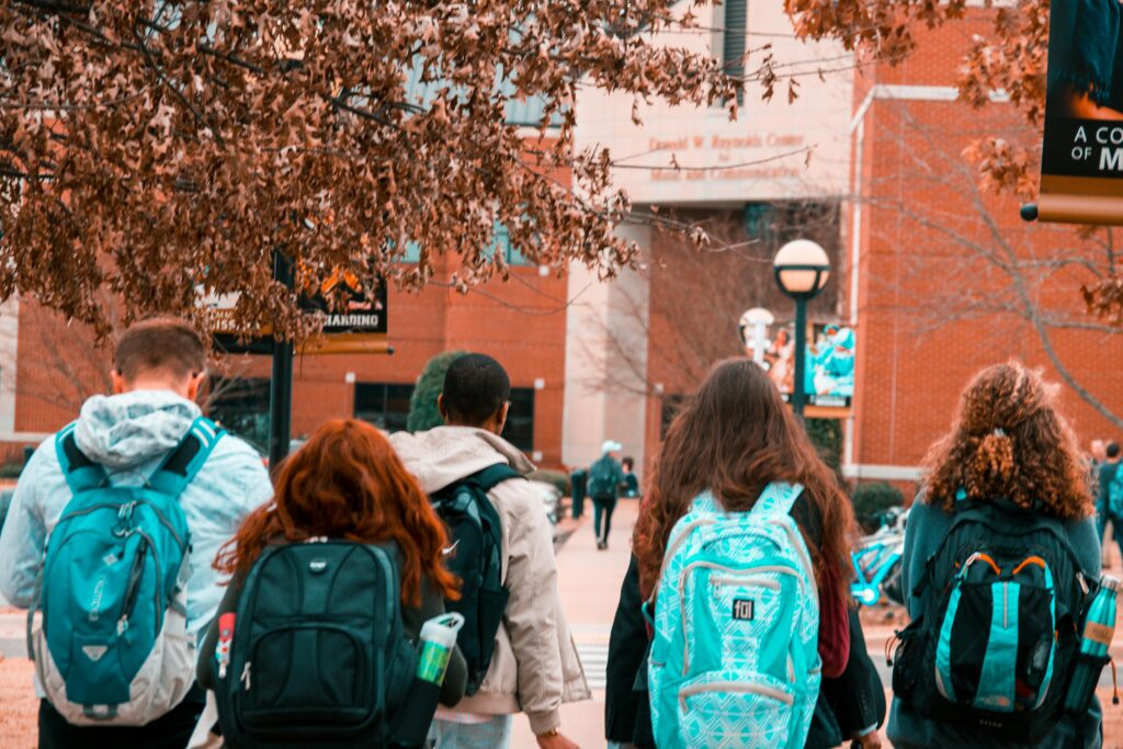 IMPORTANTE : REGRESO A CLASES CON 11 TIPS DE SEGURIDAD DIGITAL EN EL 2026 2 regreso a clases